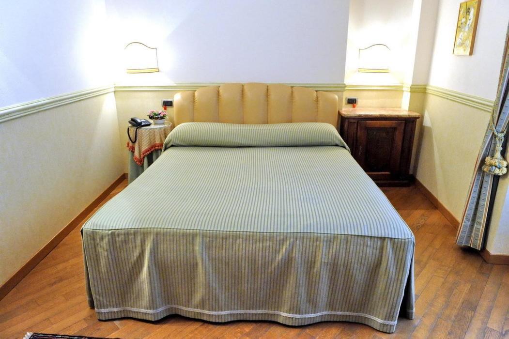 Ristorante Albergo Ca' Vittoria Tigliole Rom bilde